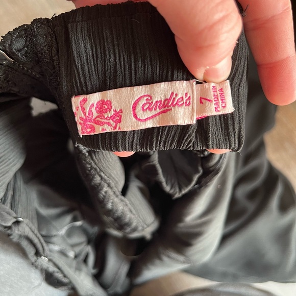 Black dress - Picture 3 of 3